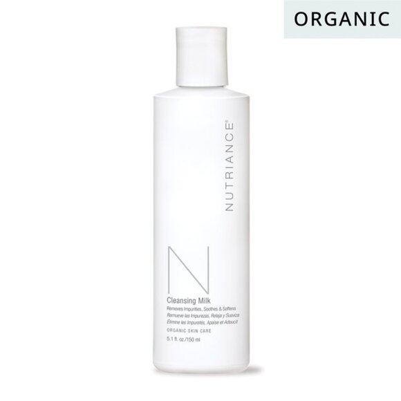 Nutriance Cleansing Milk - Picture 1 of 2